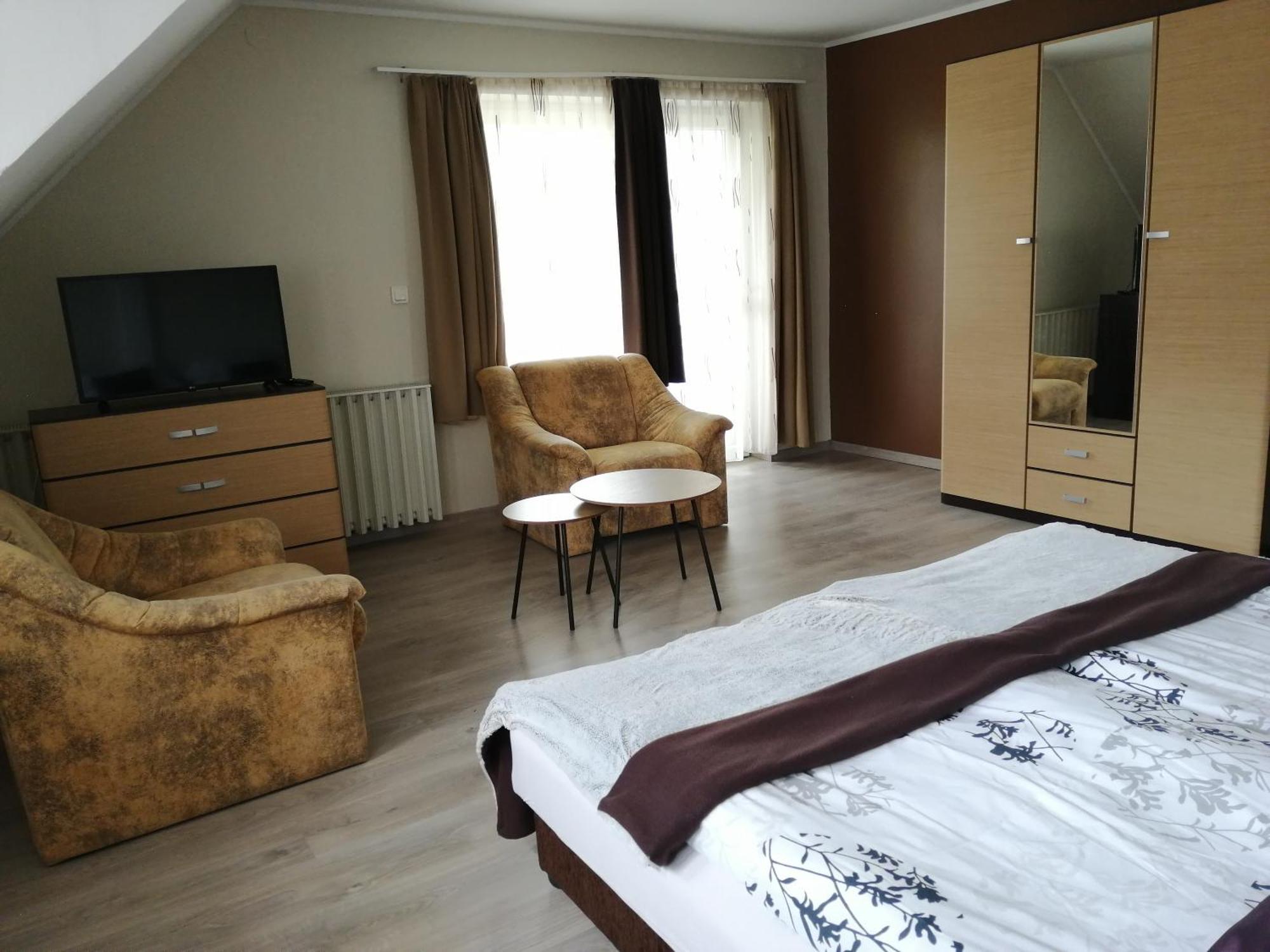 Betti Vendégház Alsópáhok Exterior foto
